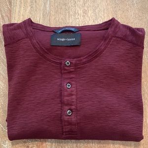Wings + Horns XXL Short Sleeve Henley in Dark Red